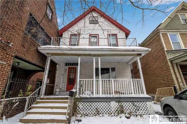 view of front of property