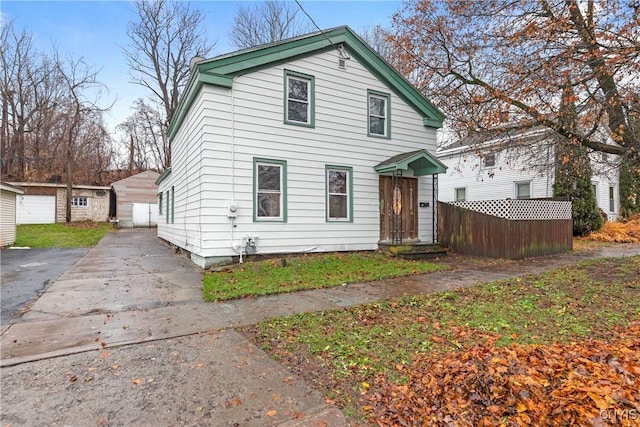 view of front of home