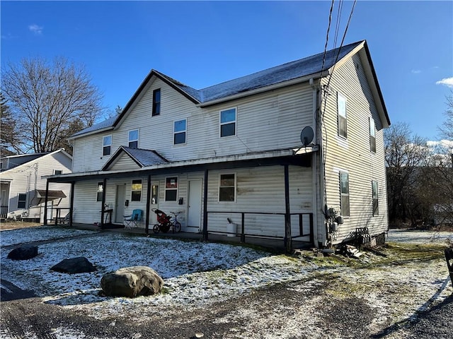 view of front of property with a porch