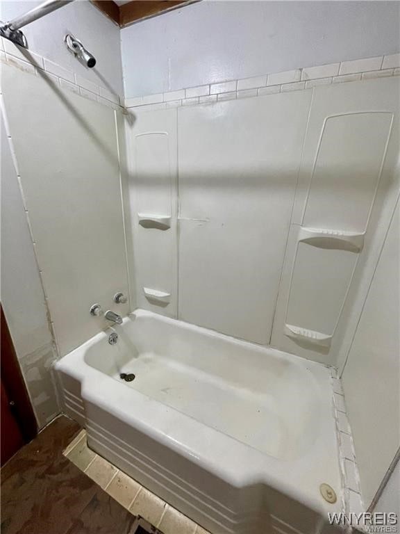 bathroom with shower / bath combination