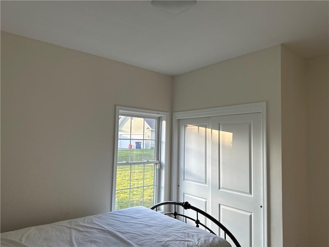 bedroom featuring a closet