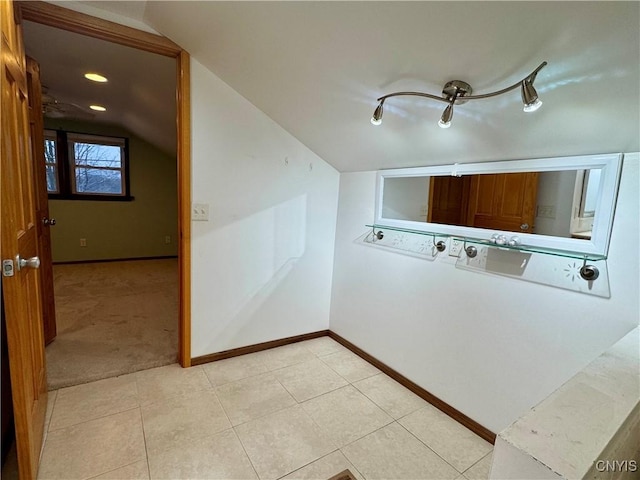 laundry area featuring light tile patterned floors