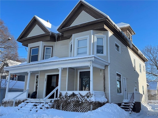 view of front of home with covered porch