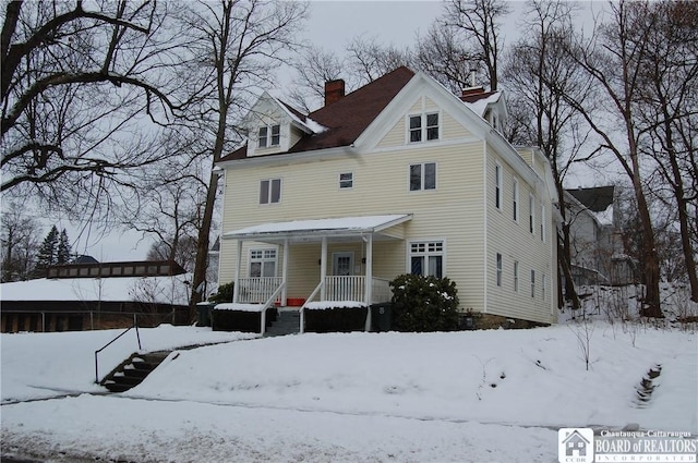 view of front facade featuring covered porch