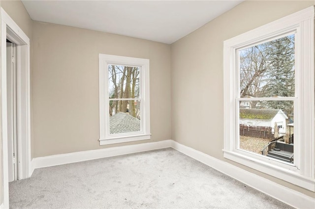 view of carpeted spare room