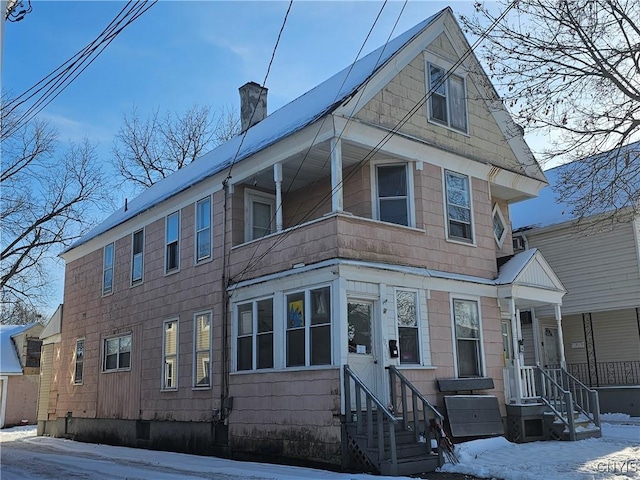 view of front of home