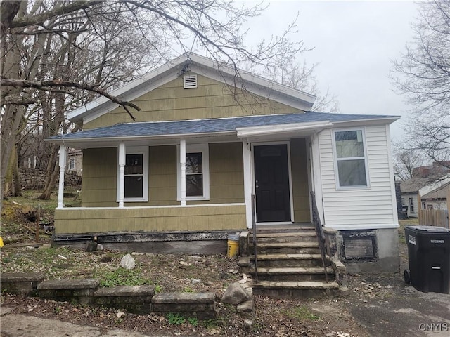 bungalow featuring a porch