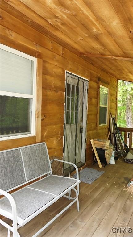 Listing photo 4 - caption unavailable