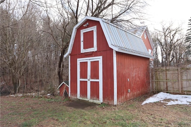 view of outbuilding