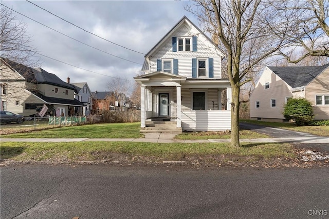 view of front of house with a front yard