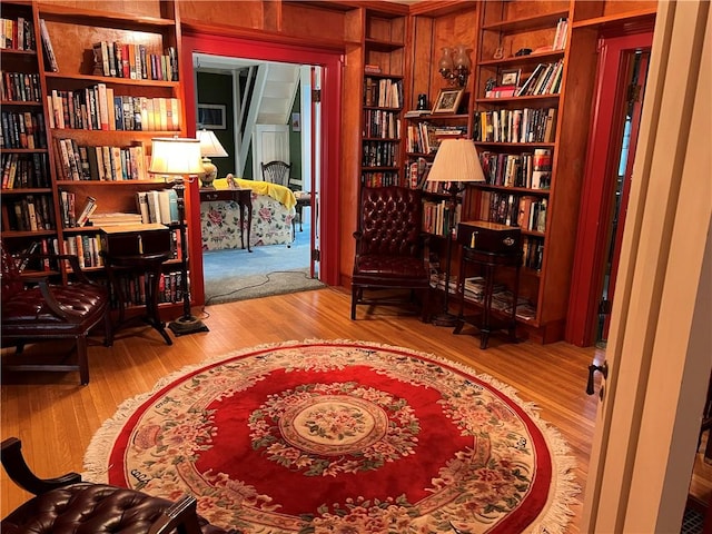 1470 State Route 19, Middlebury, NY 14591 - sitting room with bookshelves and wood finished floors