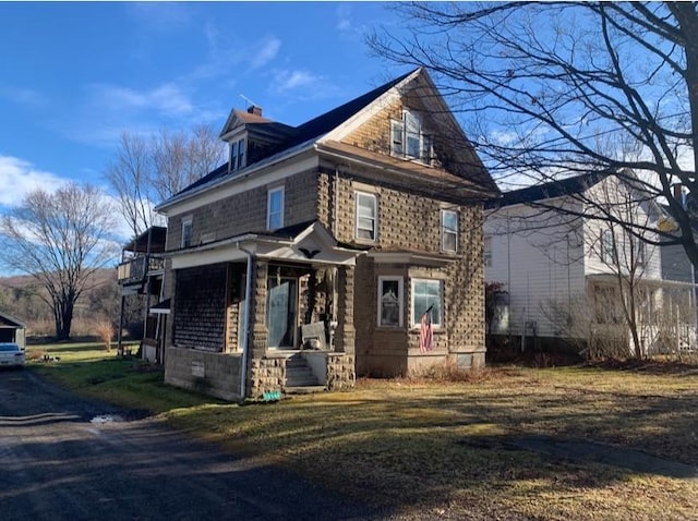 view of side of home