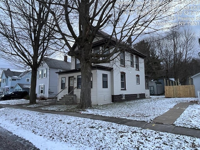 view of front of home