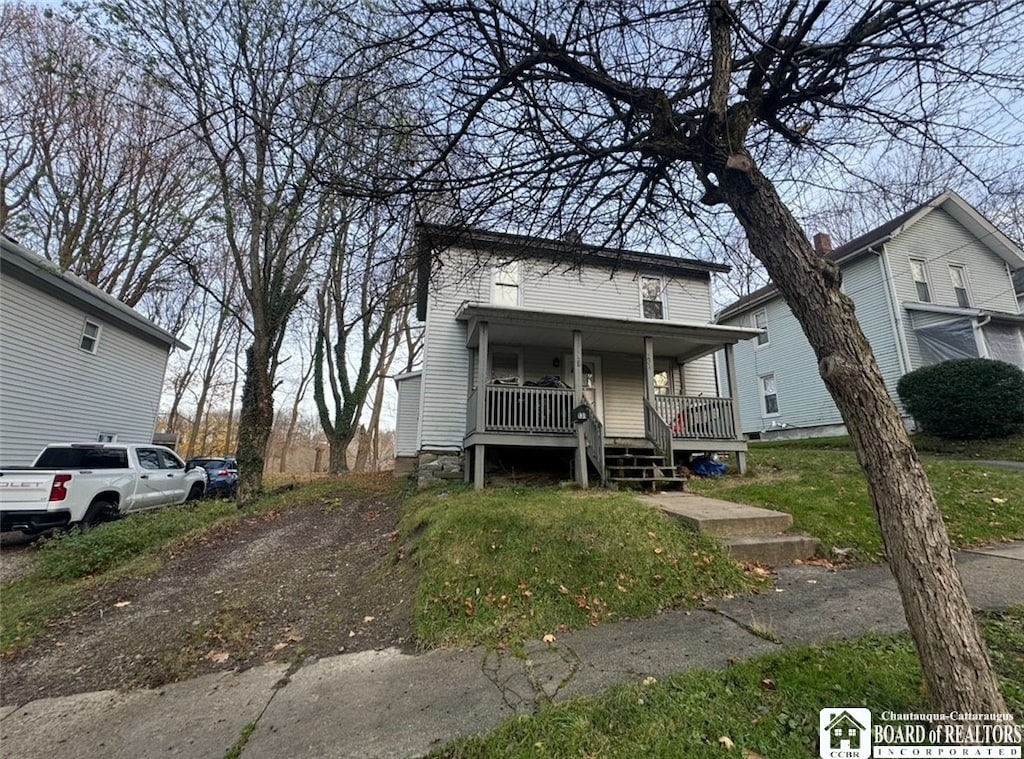 view of front of home with covered porch