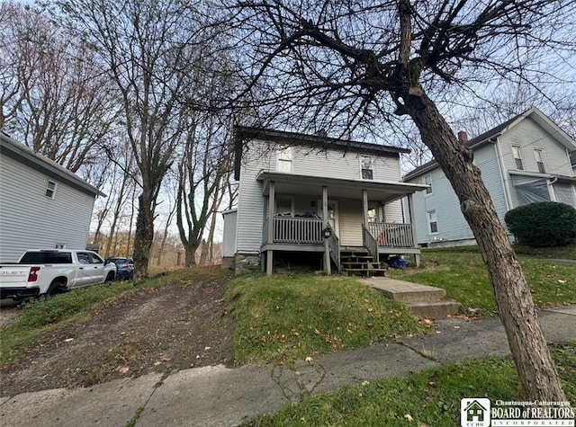 view of front of home with covered porch