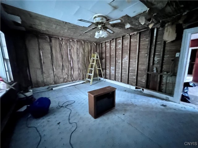 miscellaneous room featuring ceiling fan