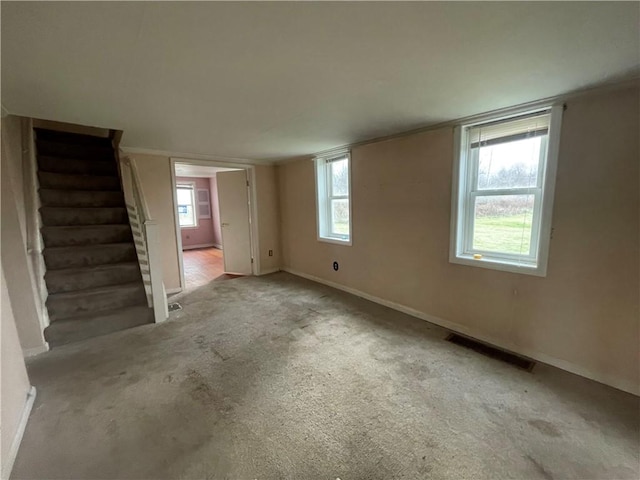 view of carpeted spare room