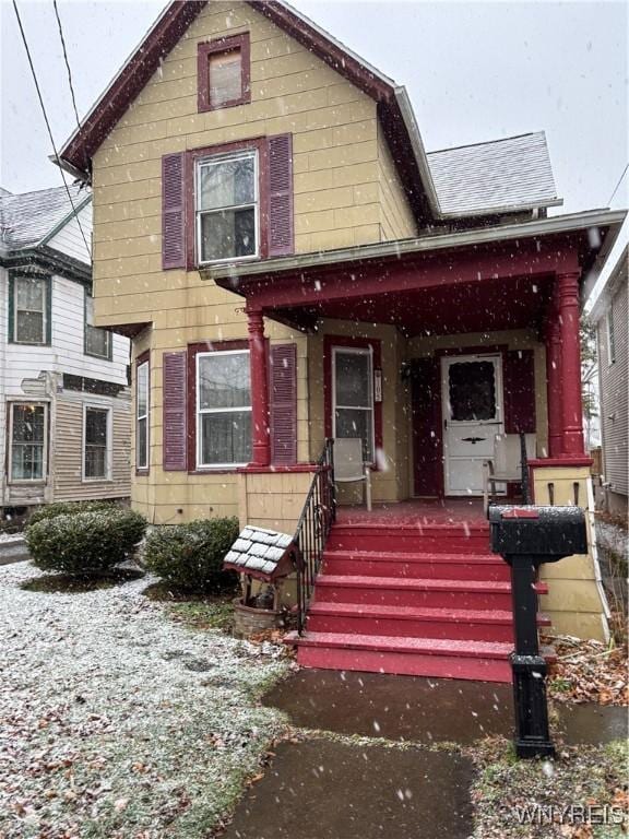 view of front facade with a porch