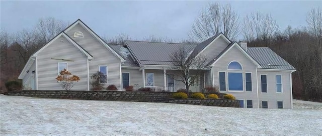 view of front facade featuring covered porch