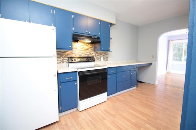 kitchen featuring blue cabinetry, decorative backsplash, white appliances, and light wood-type flooring