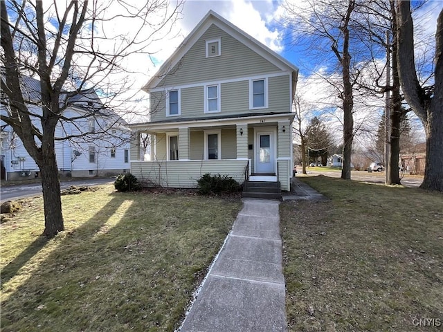 view of front of property featuring a front yard