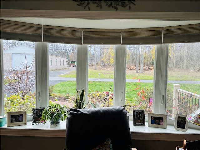 sunroom / solarium with a healthy amount of sunlight