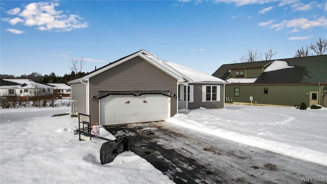 view of front facade with a garage