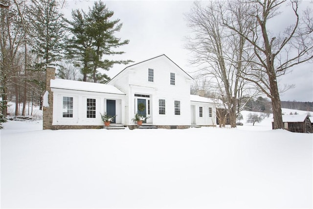 view of front of property