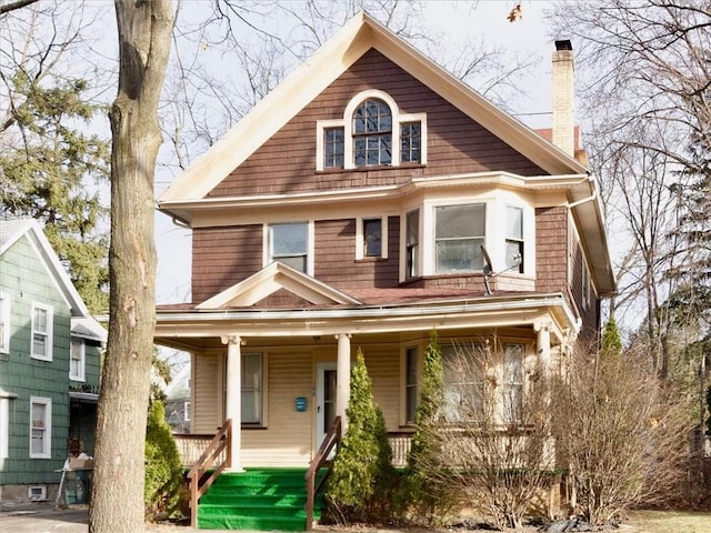 view of front facade featuring covered porch