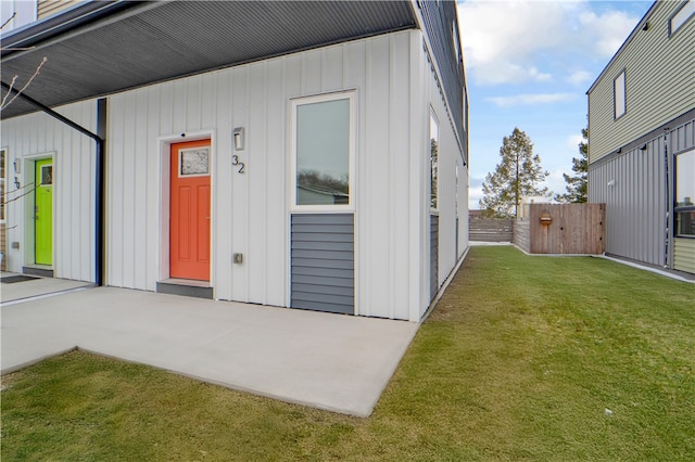 garage featuring a yard