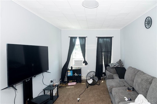 living room featuring carpet floors and crown molding