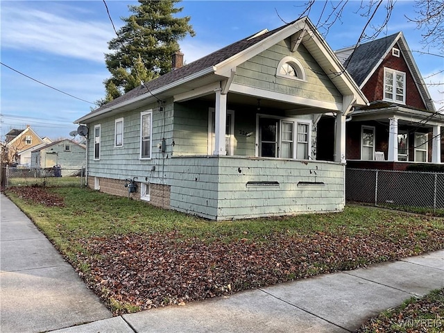 view of front of home with covered porch