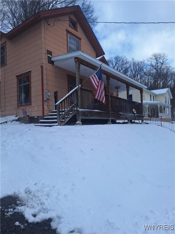 exterior space featuring a porch