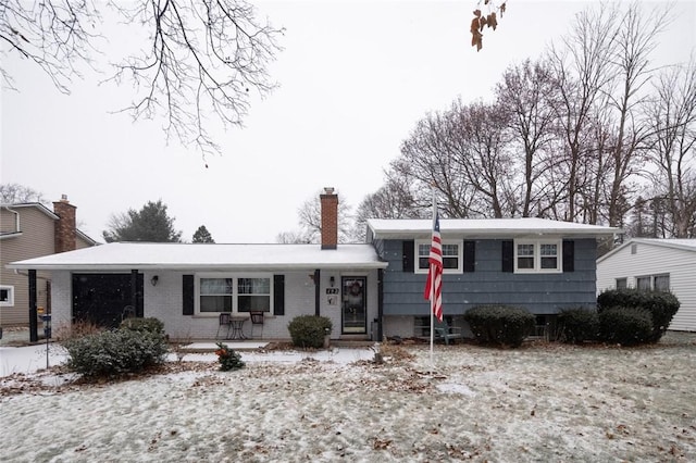 view of front of house with covered porch