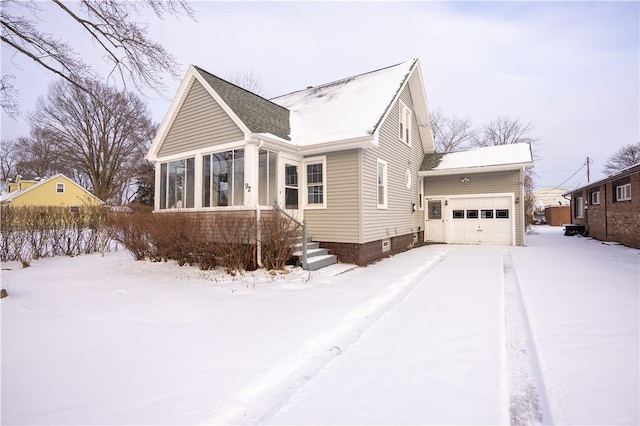 view of front of house with a garage