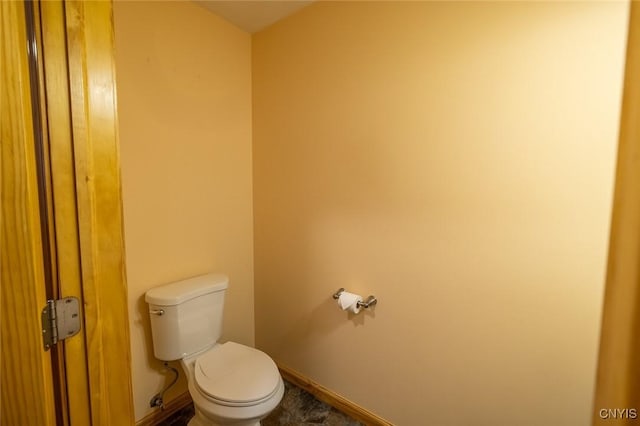 bathroom featuring toilet