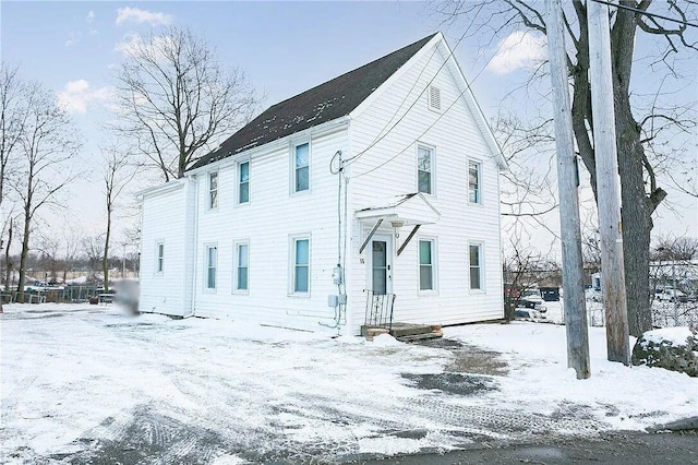 view of front of home