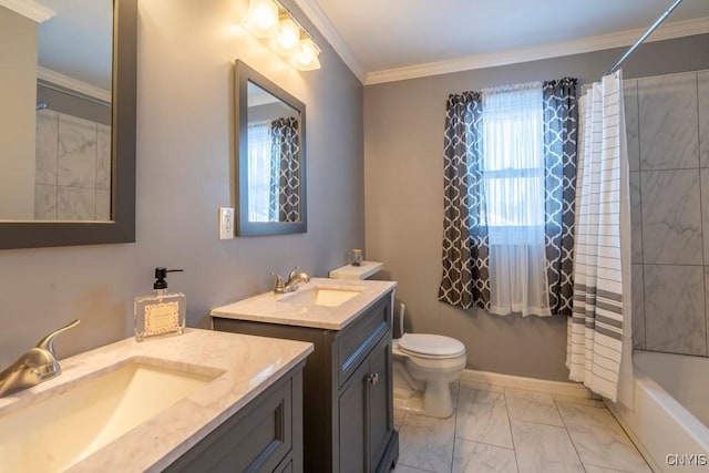 full bathroom with shower / bath combination with curtain, toilet, crown molding, and vanity