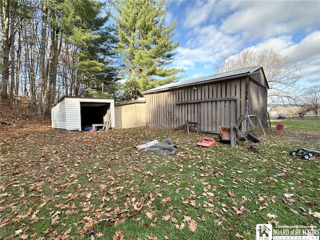 view of outbuilding