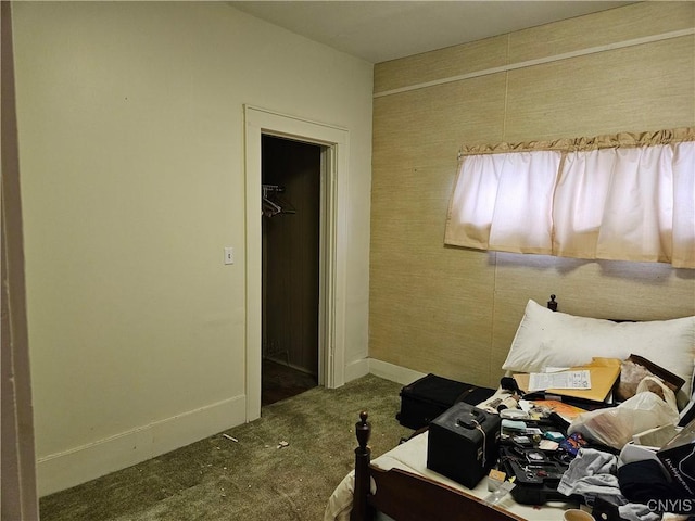 bedroom featuring a closet