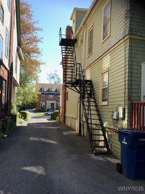 340 Elmwood Ave, Buffalo, NY 14222 - photo 4