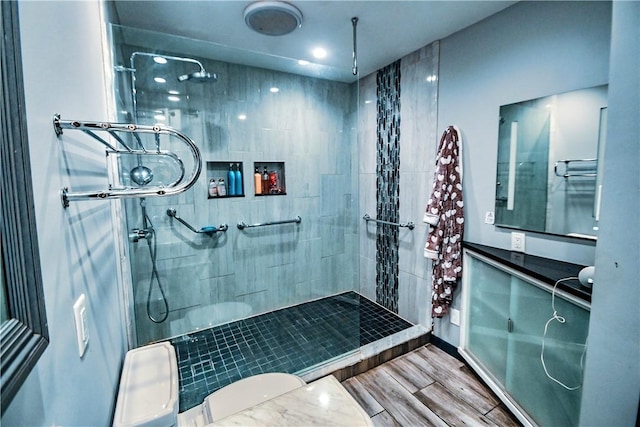 bathroom featuring tiled shower