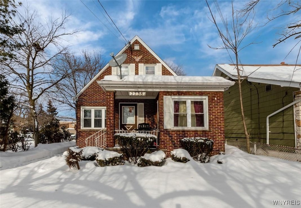 view of front of home featuring covered porch