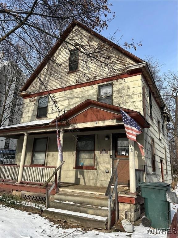 view of front of house featuring covered porch