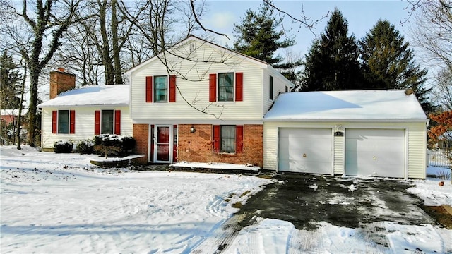 view of front of house featuring a garage