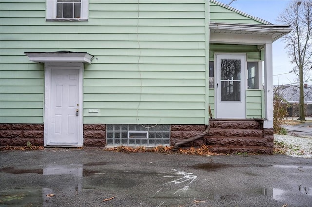 view of entrance to property