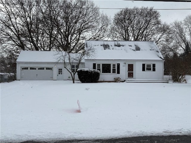 view of front facade featuring a garage