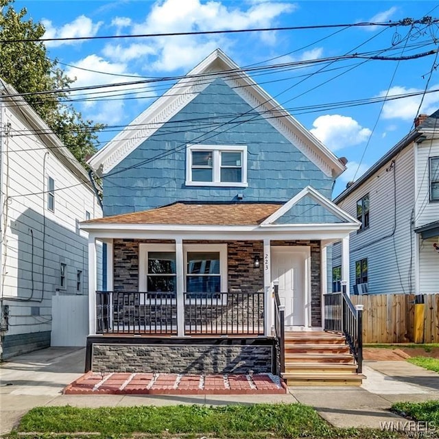 bungalow-style house featuring a porch