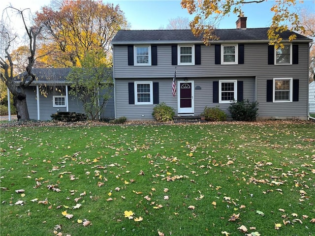 view of front of house with a front yard