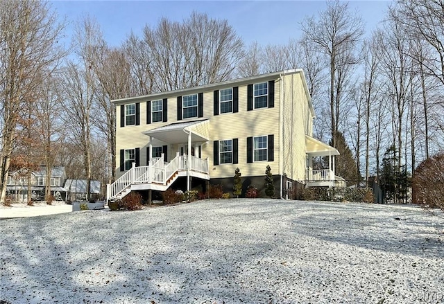 view of front of house featuring a porch